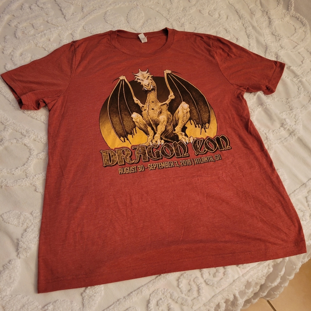 Nerd Dragon Con T-Shirt 2018 Atlanta Volunteer Dragons